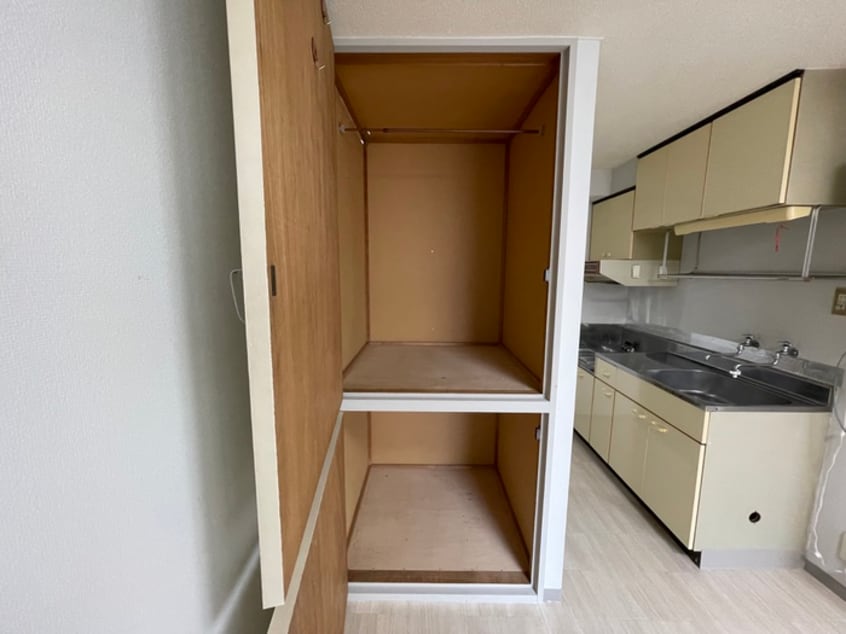 収納 さつきハイツ