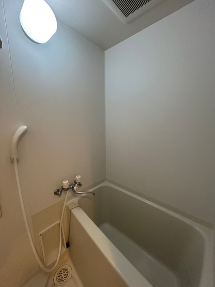 バス／シャワールーム等 エルフォレスト