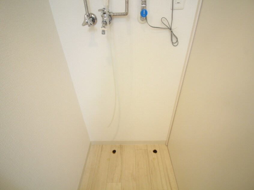 洗濯機置場 Grandir月寒２－６