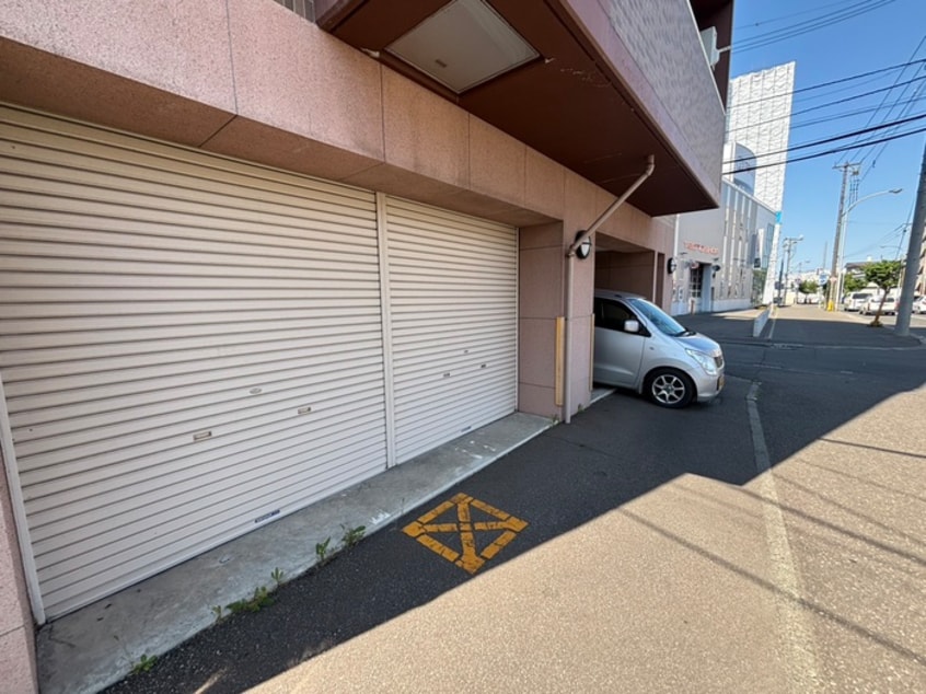 駐車場 リトルズさっぽろ福住