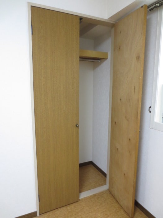 収納 カ－サ北大前