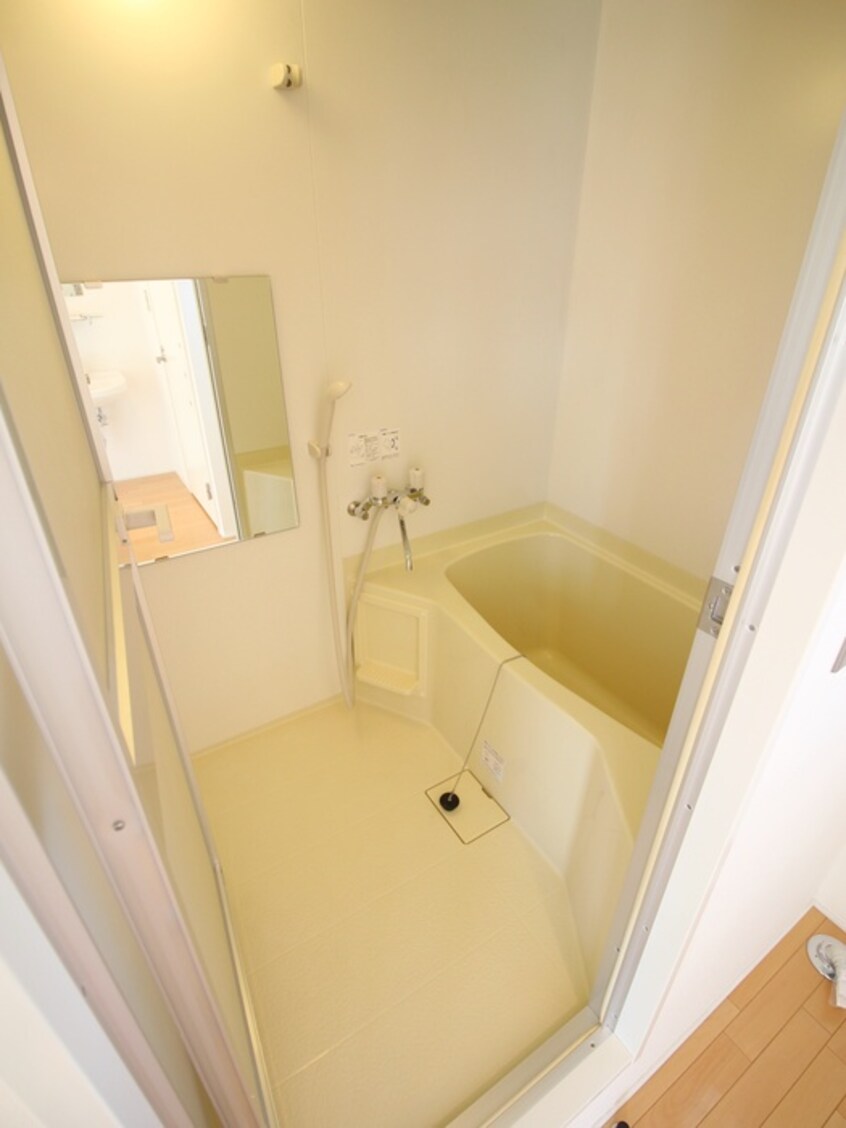 バス／シャワールーム等 ＡＮＮＴＳ