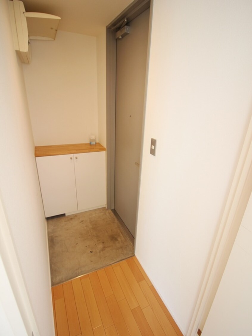 玄関 ＡＮＮＴＳ