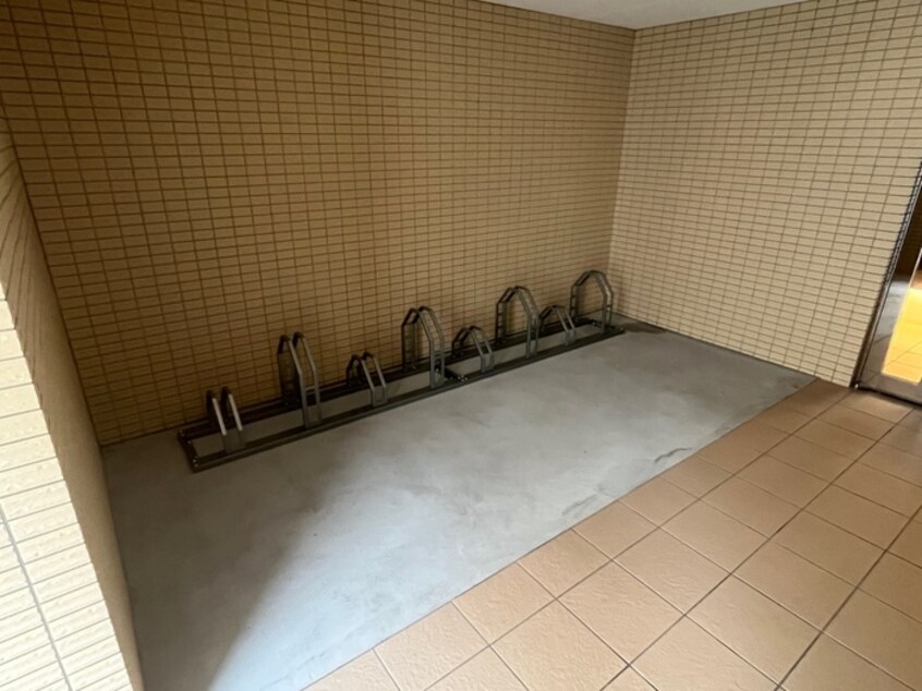 駐輪場 グランメール　南平岸駅前