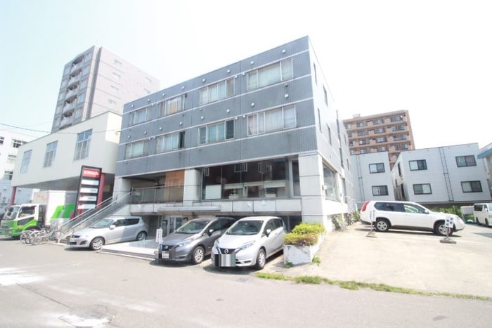 外観写真 アイワビル