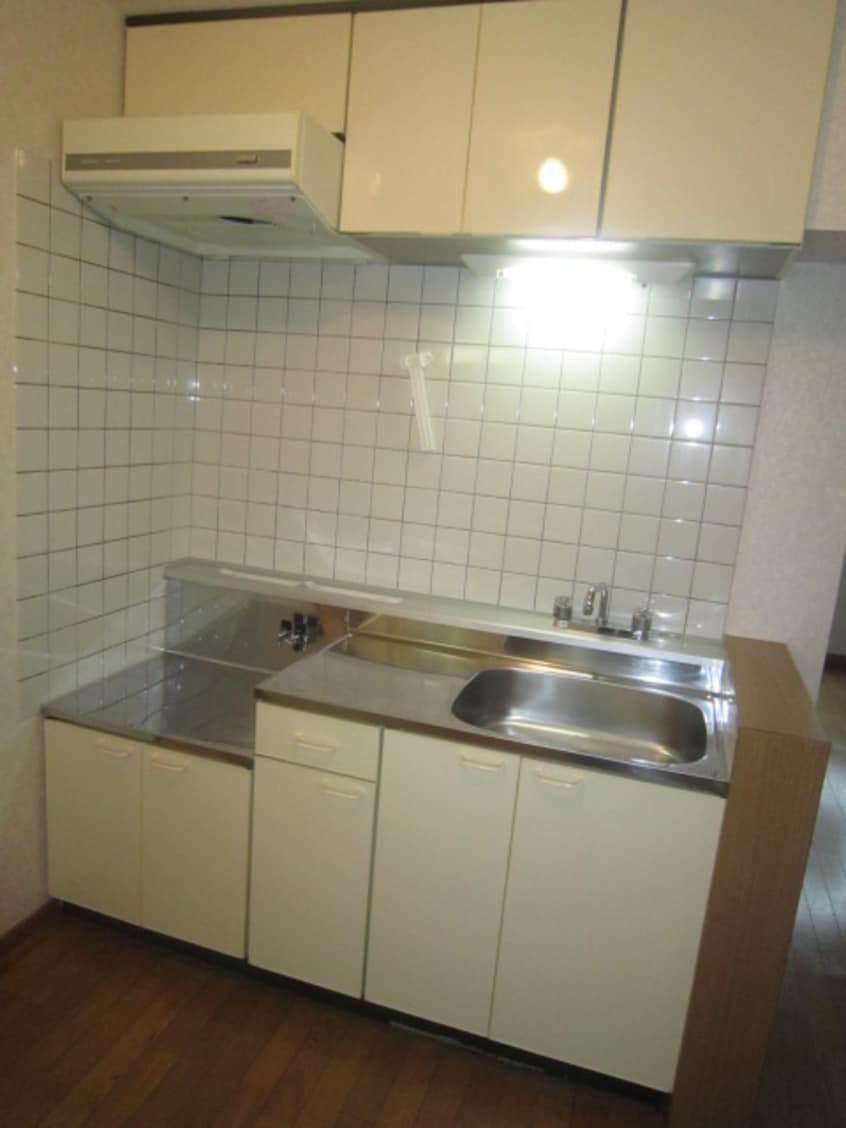 キッチン フォレストＯＫＡＰⅡ