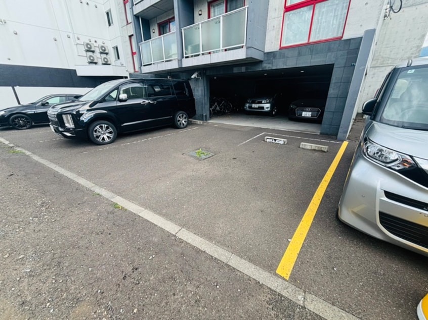 駐車場 Pure stage Maruyama