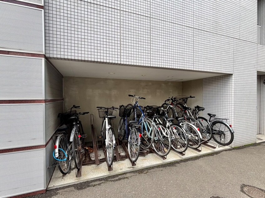 駐輪場 アストリア北大前