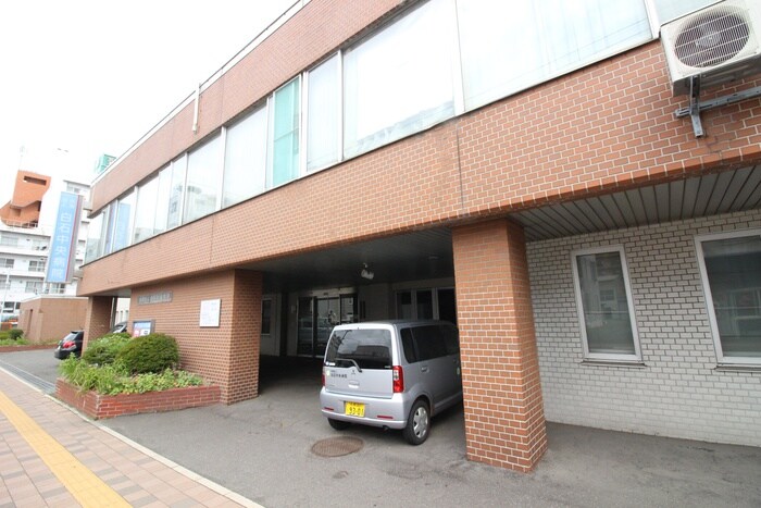 白石中央病院(病院)まで270m NCウイング白石