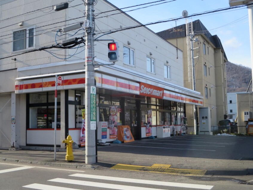 セイコーマート そでもり店(コンビニ)まで400m イーシティ山鼻