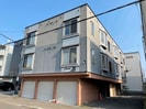 アドラブ－ル元町の外観