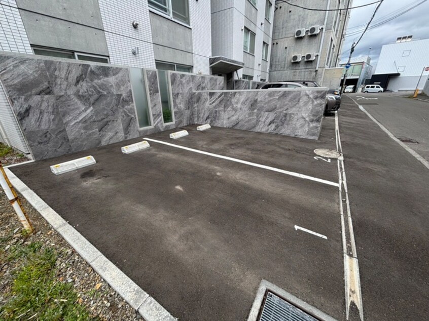 駐車場 La Casa del Sole