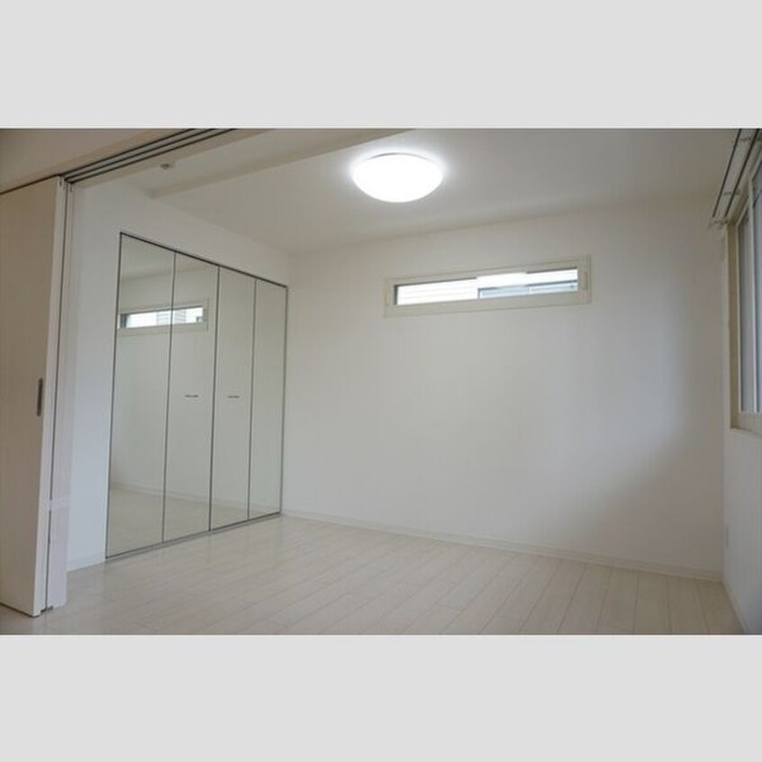 居室 レイラ・ラ・セコンド