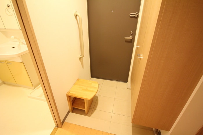 玄関 エナコ－ト南円山