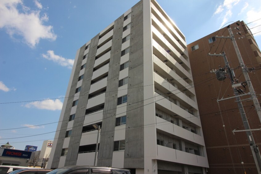 外観写真 MODENA CENTRO