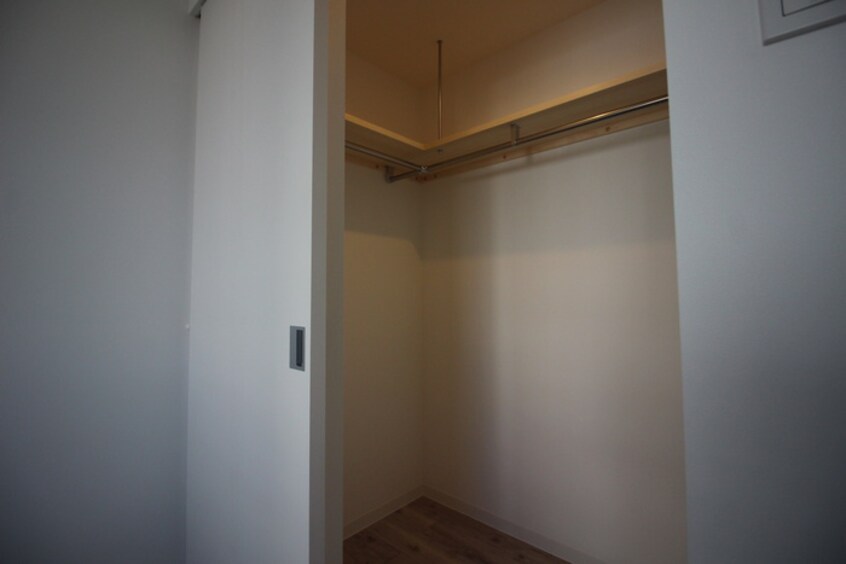 収納 MODENA CENTRO