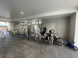 駐輪場