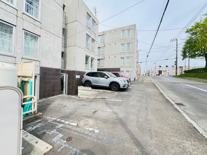 駐車場 エテルノ白石