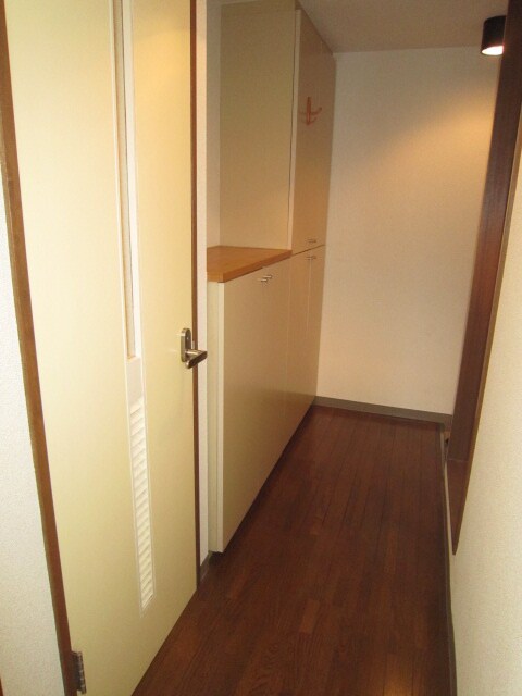 廊下 ル－セント22