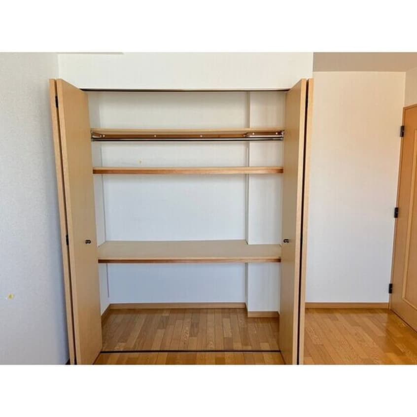 収納 レジデンス福住駅前