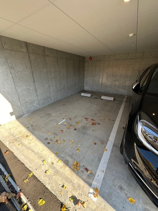 駐車場 アルファスクエア宮の森2条