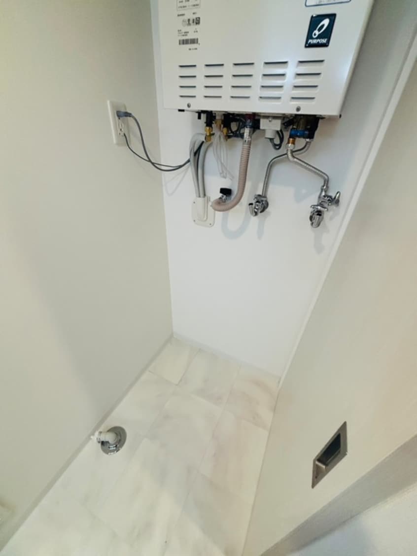 洗面 アルファスクエア宮の森2条