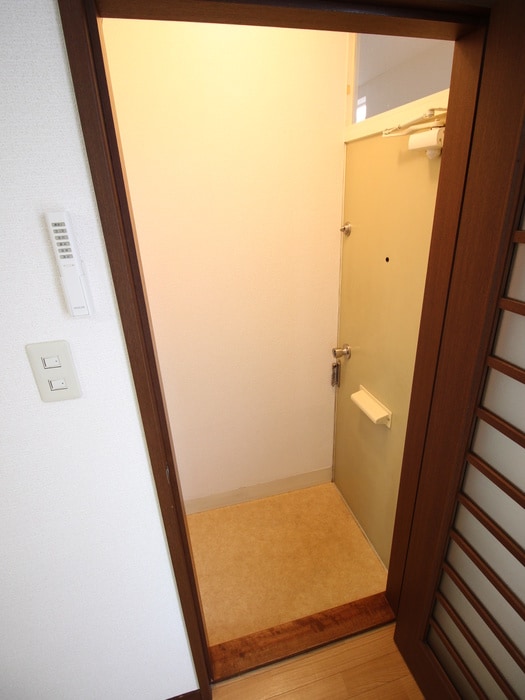 玄関 めぐみマンション平岸