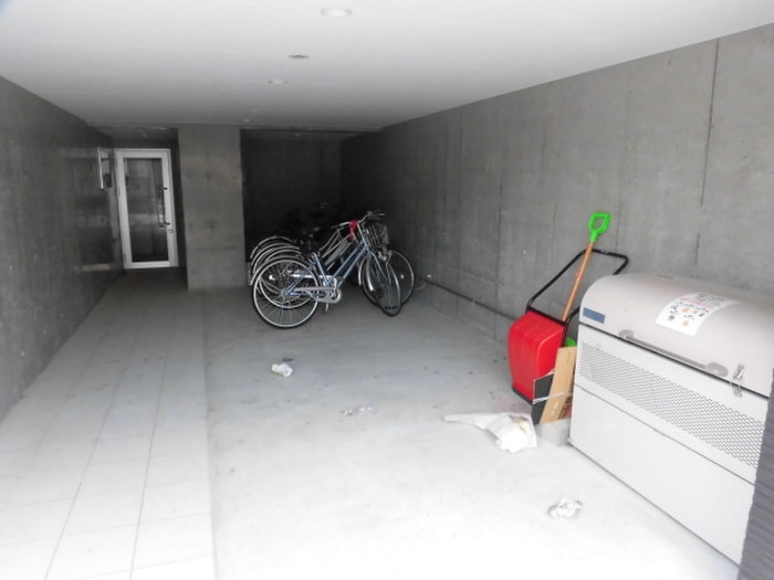 駐輪場 Asset　Home　Hiragishi