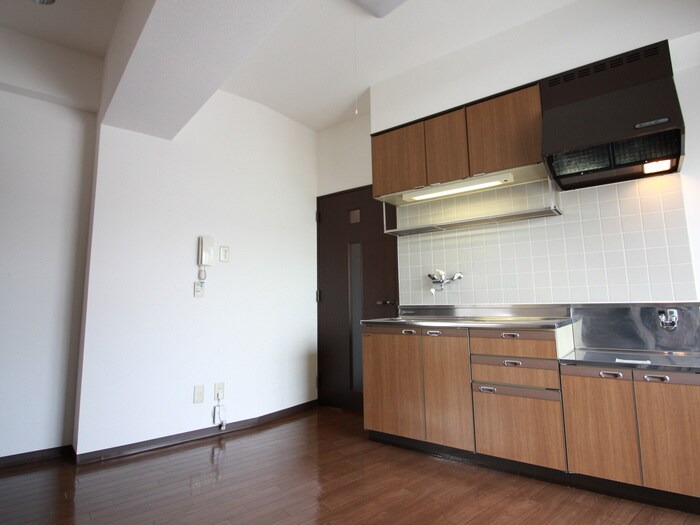 居室 コ－トロティ大通