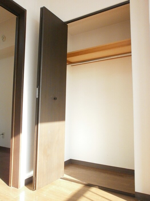 収納 コ－トロティ大通