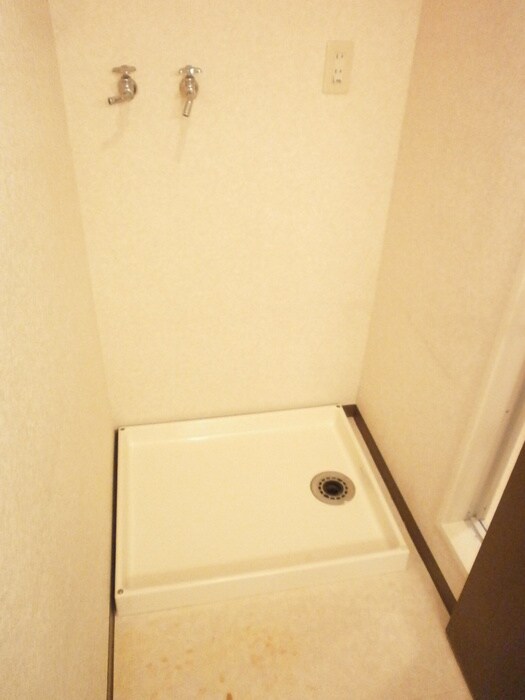 洗濯機置場 コ－トロティ大通