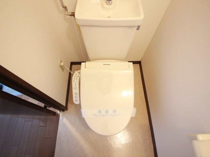 トイレ コ－トロティ大通