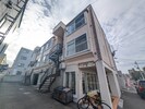 ウエストパレスの外観