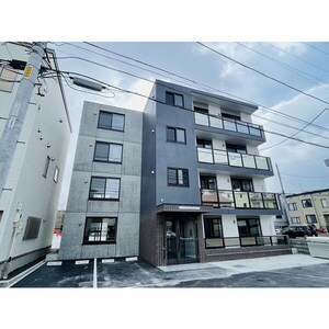 GRANROYAL　SAKAEDOORI