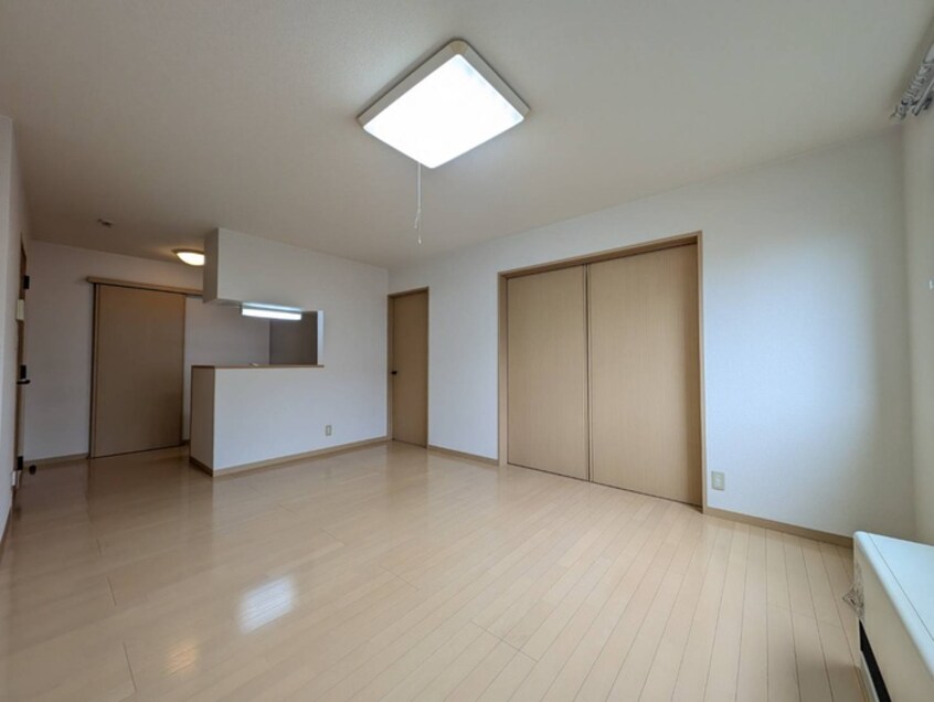 居室 ソレアード二十四軒