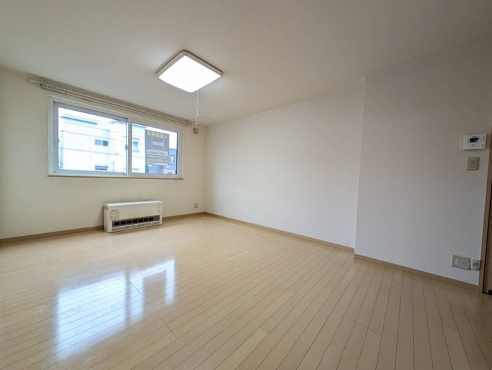 居室 ソレアード二十四軒