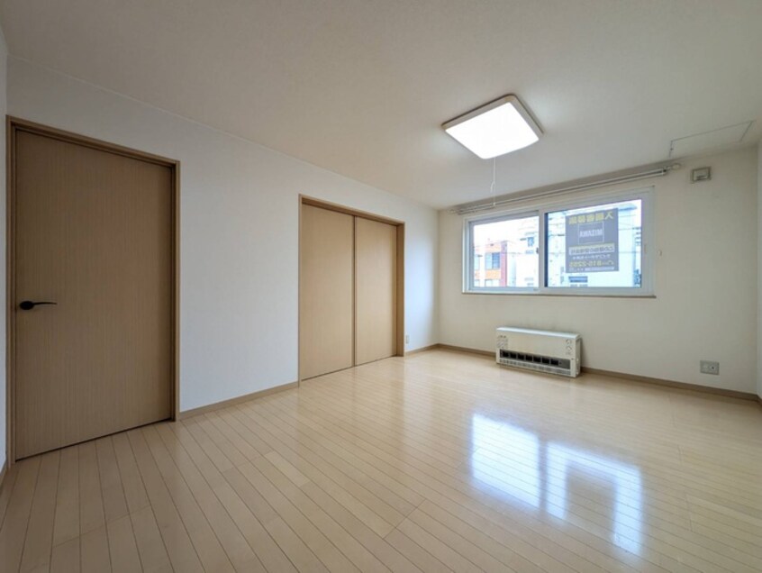 居室 ソレアード二十四軒