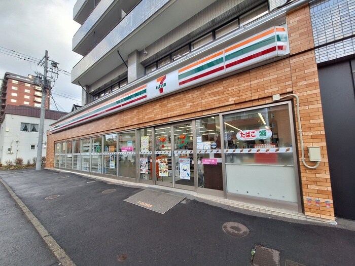 セブンイレブン(コンビニ)まで576m ラフィナート南16条