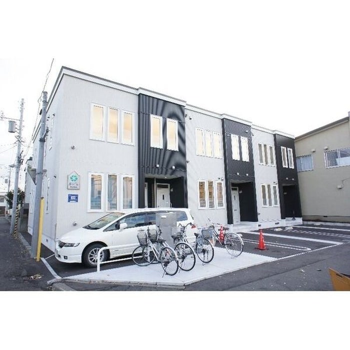 外観写真 ルミエール新道東駅