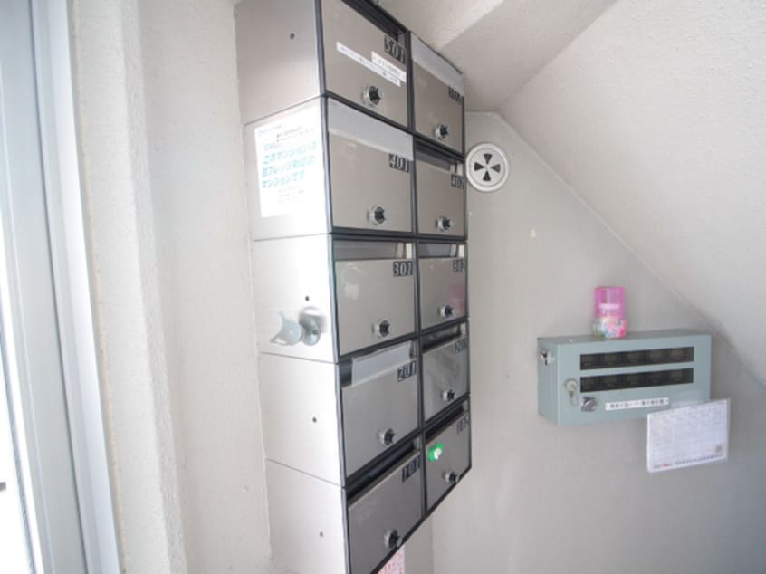 エントランス部分 エレクト・リ・シティ－ＺＵＩ