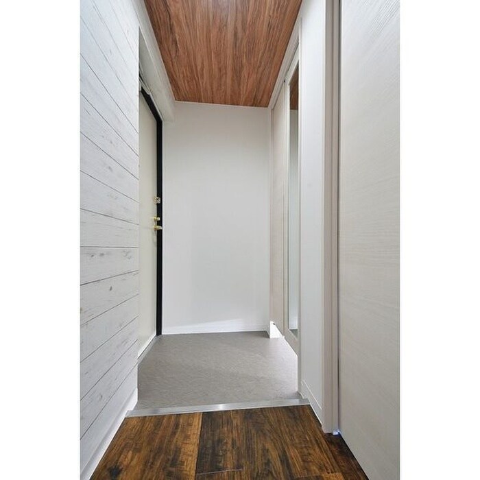 玄関 BRAMA南11条