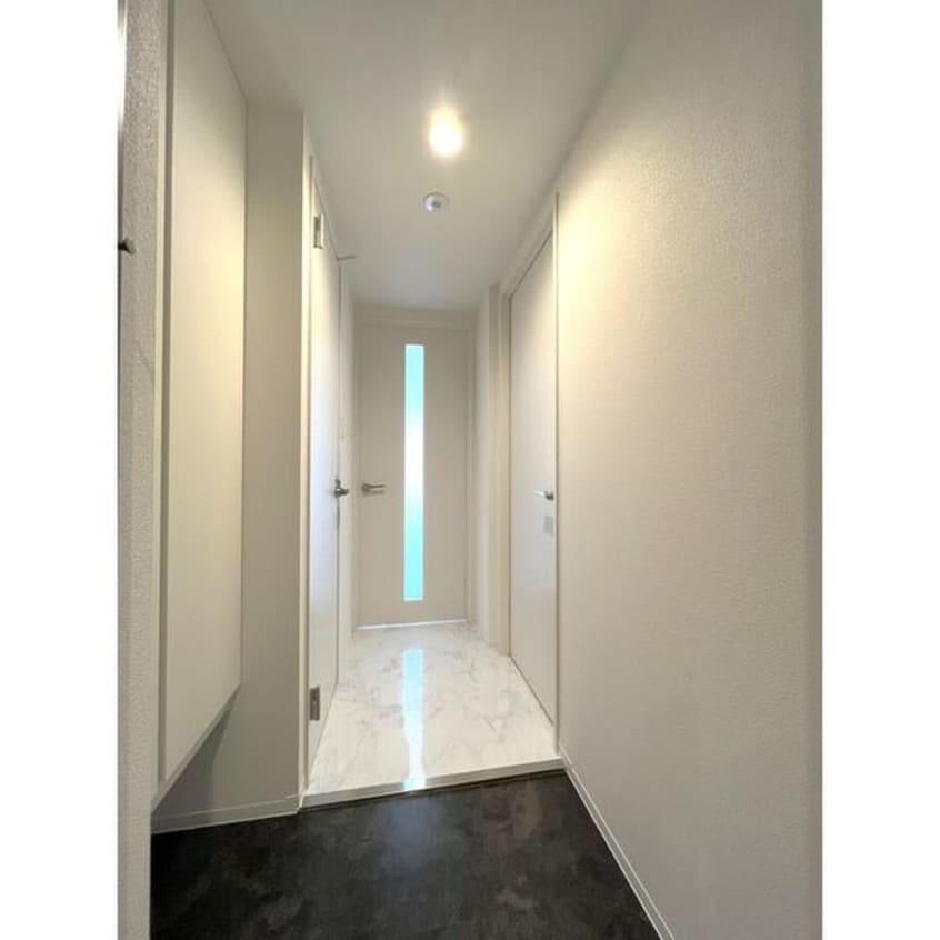 玄関 ＩＮＦＩＮＩＴＹ　ＫＯＴＯＮＩ