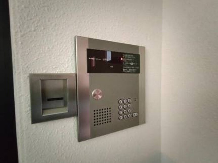 エントランス部分 ＬＥＥＳＰＡＣＥ山の手