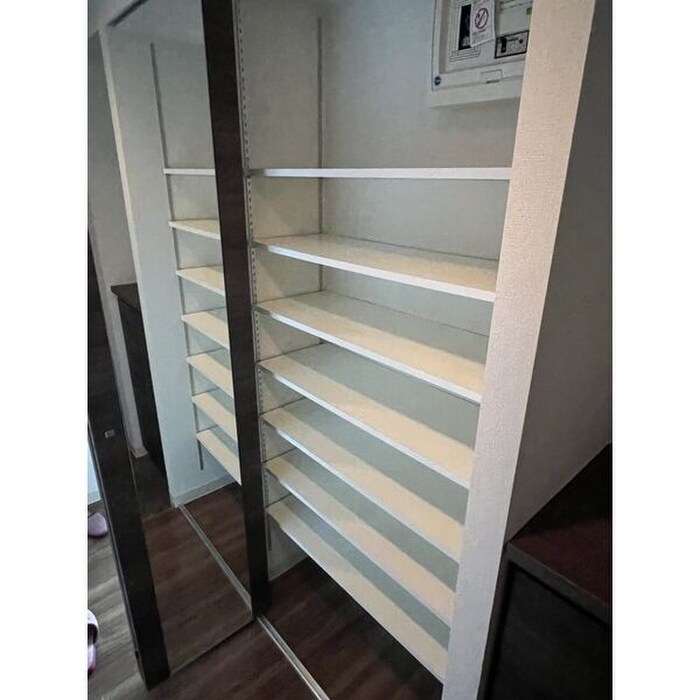 靴箱 Ａｓｓｅ　ｋｏｔｏｎｉ