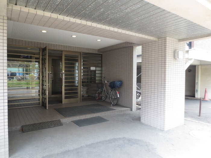 エントランス部分 イーホライズン桑園