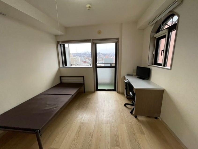 居室 アン・セリジェ壱番館