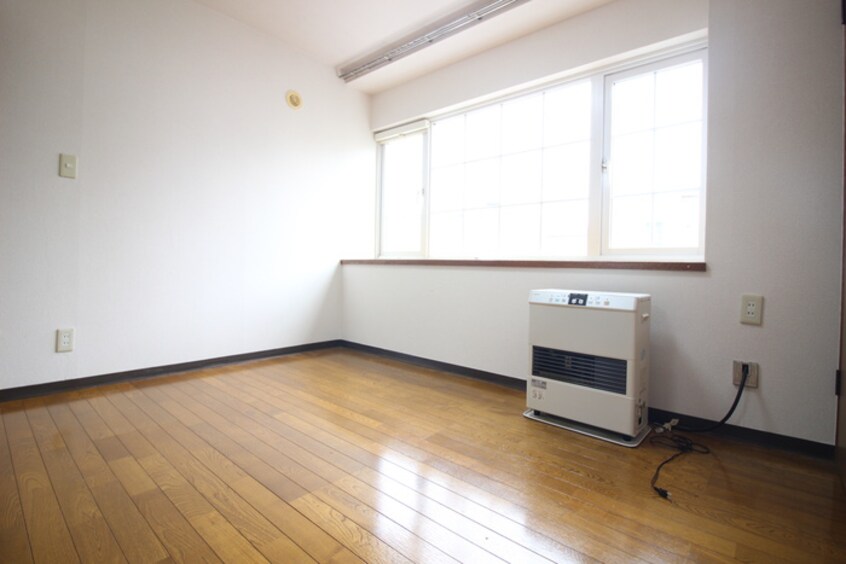 居室 ア－バンコ－ト南郷Ⅶ