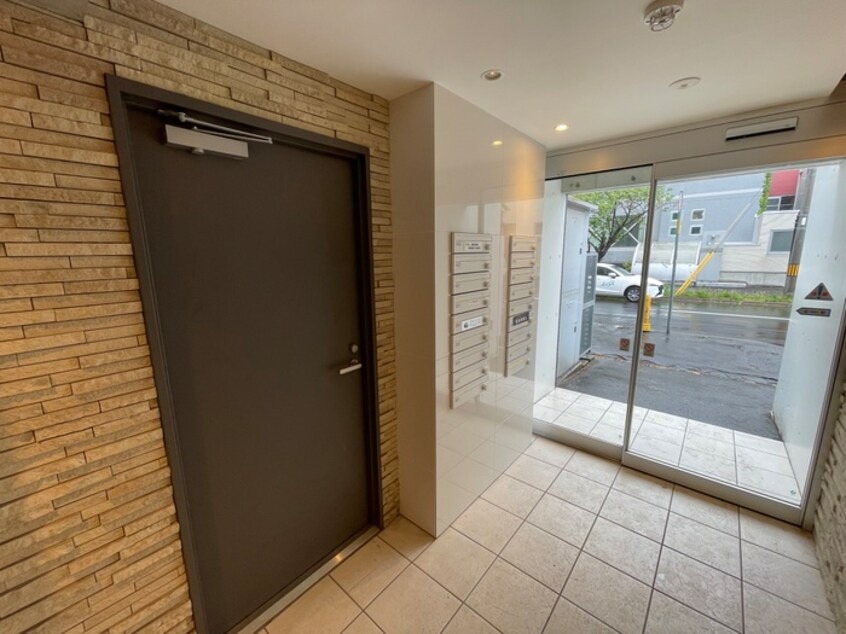 エントランス部分 ミルフィーユ