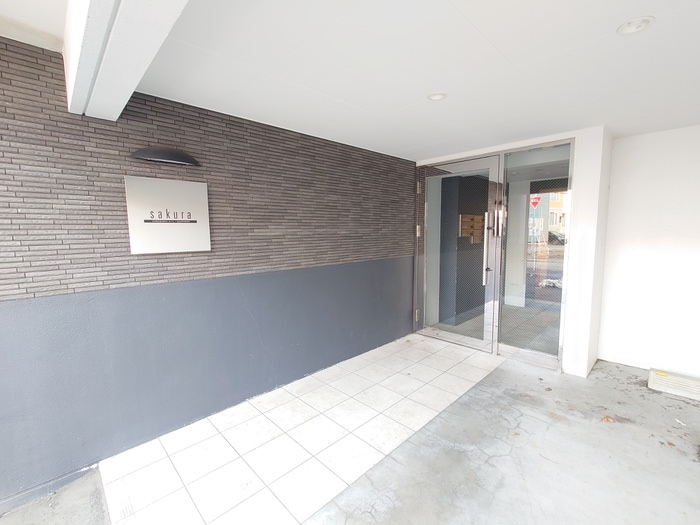 エントランス部分 SAKURA