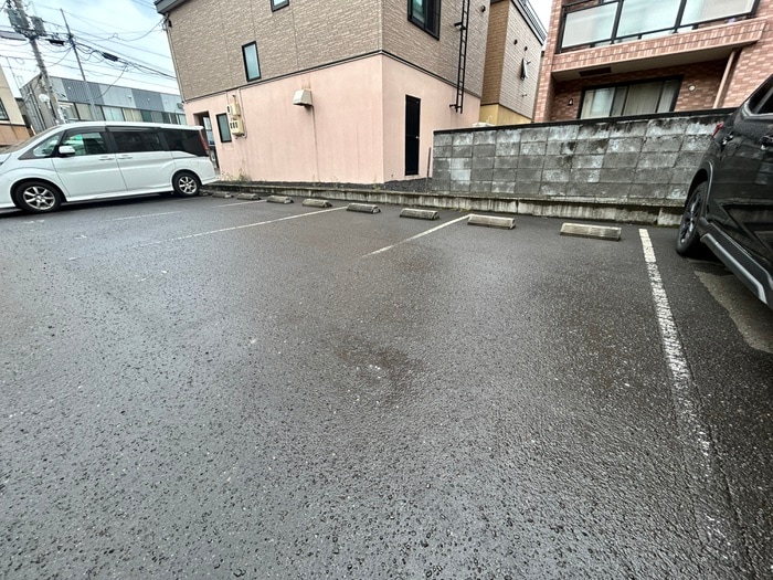 駐車場 サンサ－ラ